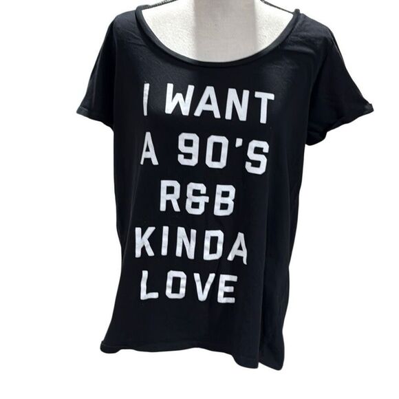 Torrid tee “I want an 90’s R&B kinda love” - Picture 1 of 3